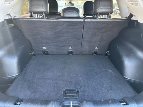 Used 2021 Jeep Compass Latitude image 29