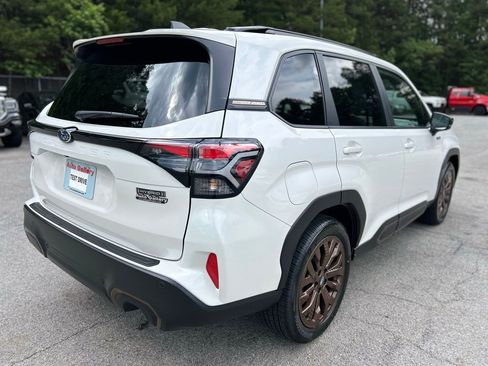 Used 2025 Subaru Forester Sport AWD/4WD image 7
