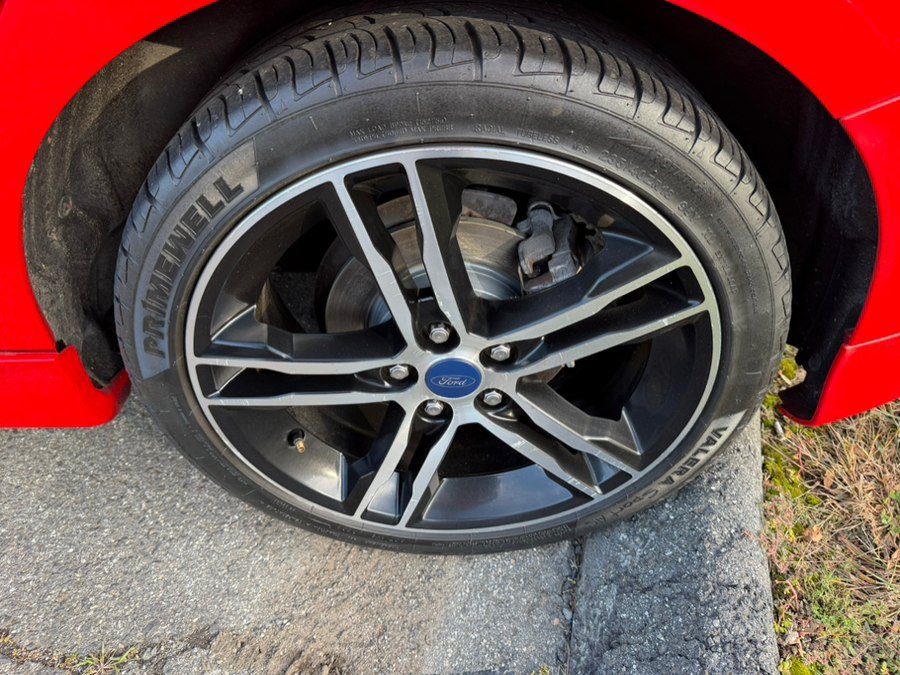 Used 2016 Ford Focus ST w/ Equipment Group 401A FWD image 13