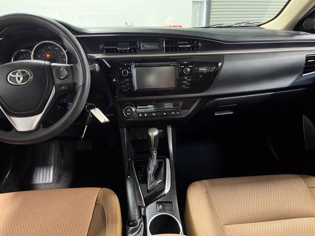 Used 2015 Toyota Corolla LE FWD image 21