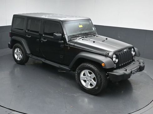 Used 2015 Jeep Wrangler Unlimited Sport w/ Quick Order Package 24S AWD/4WD image 42