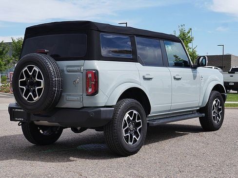 Used 2022 Ford Bronco Outer Banks image 5