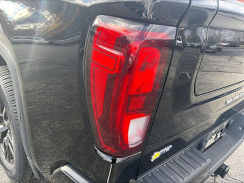 Used 2022 GMC Sierra 1500 Elevation image 33