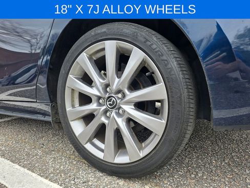 Used 2022 MAZDA MAZDA3 s image 32