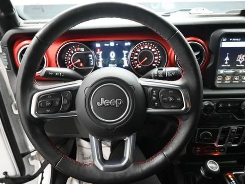 Used 2019 Jeep Wrangler Unlimited Rubicon AWD/4WD image 17