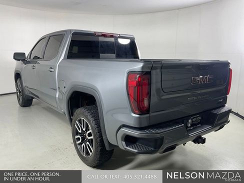 Used 2021 GMC Sierra 1500 AT4 w/ AT4 Value Package AWD/4WD image 8