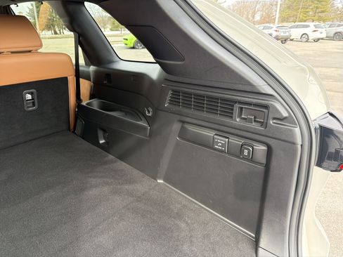 Certified 2025 MAZDA CX-70 3.3 Turbo S w/ Premium Plus image 65