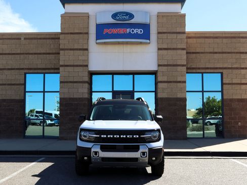 New 2026 Ford Bronco Sport Badlands AWD/4WD image 3