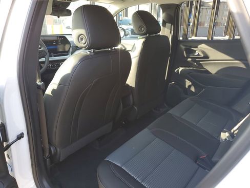 New 2026 Chevrolet Trax LT image 14