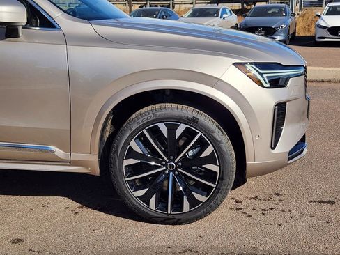 New 2026 Volvo XC90 T8 Plus w/ Protection Package Premier AWD/4WD image 29