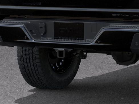 New 2026 GMC Canyon Denali w/ LPO, Denali Black Edition image 14
