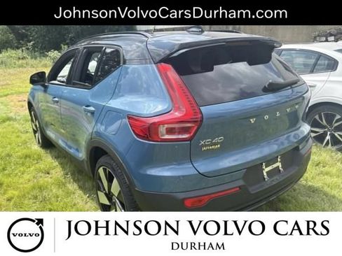 Used 2024 Volvo XC40 Recharge Plus w/ Protection Package Premier RWD image 5