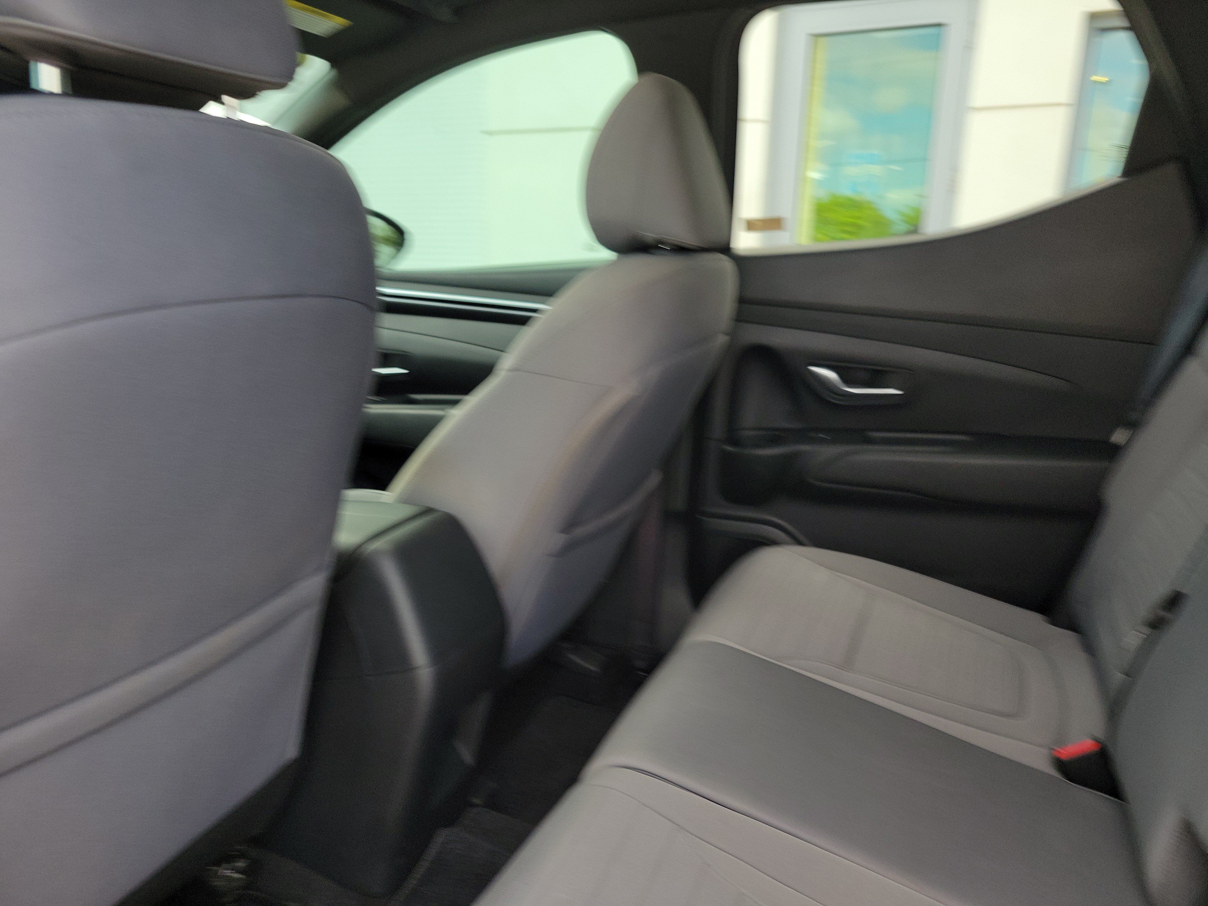Used 2022 Hyundai Santa Cruz SEL w/ Activity Package FWD image 13