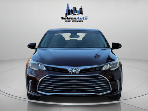 Used 2018 Toyota Avalon XLE image 12