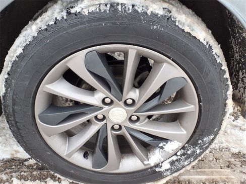 Used 2020 Buick Encore GX Select w/ Sport Touring Package image 9