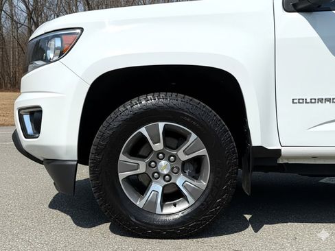 Used 2019 Chevrolet Colorado Z71 image 47