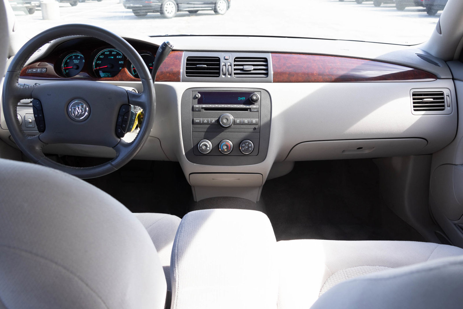 Used 2009 Buick Lucerne CX FWD image 19