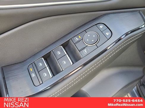 New 2026 Nissan Rogue Platinum w/ Platinum Premium Package image 11