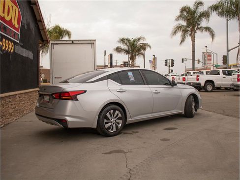 Used 2020 Nissan Altima 2.5 S image 8