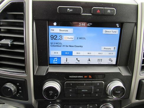 Used 2018 Ford F150 Lariat w/ Equipment Group 502A Luxury image 32