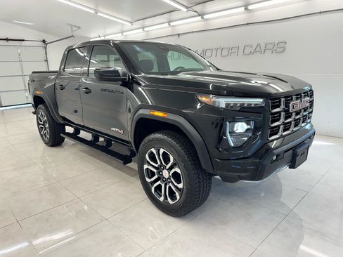 Used 2024 GMC Canyon AT4 w/ Canyon Safety Plus Package AWD/4WD image 3