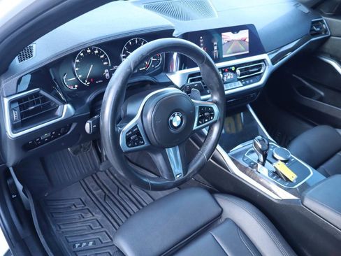 Used 2019 BMW 330i Sedan w/ M Sport Package RWD image 15