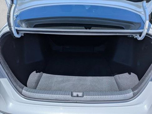 Used 2025 Honda Accord LX image 5