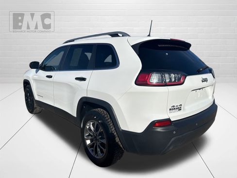 Used 2020 Jeep Cherokee Latitude Plus image 4