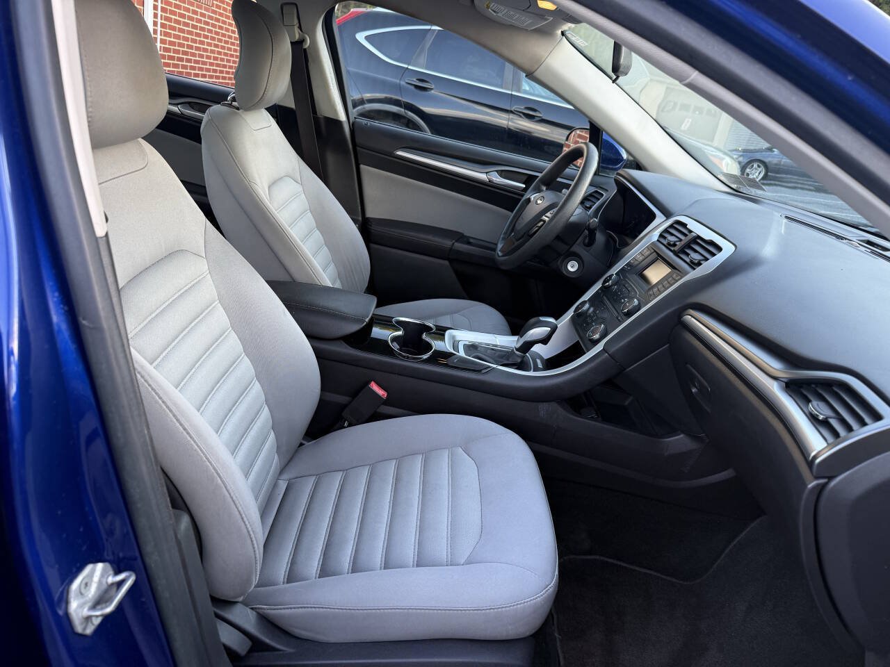 Used 2014 Ford Fusion S FWD image 20