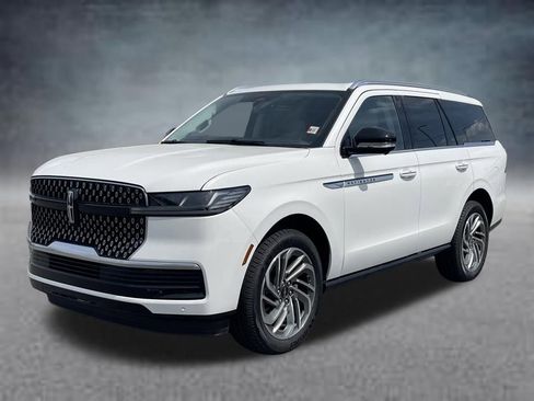 New 2025 Lincoln Navigator Reserve AWD/4WD image 25