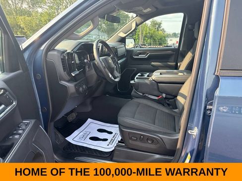 Used 2024 Chevrolet Silverado 1500 LT AWD/4WD image 10