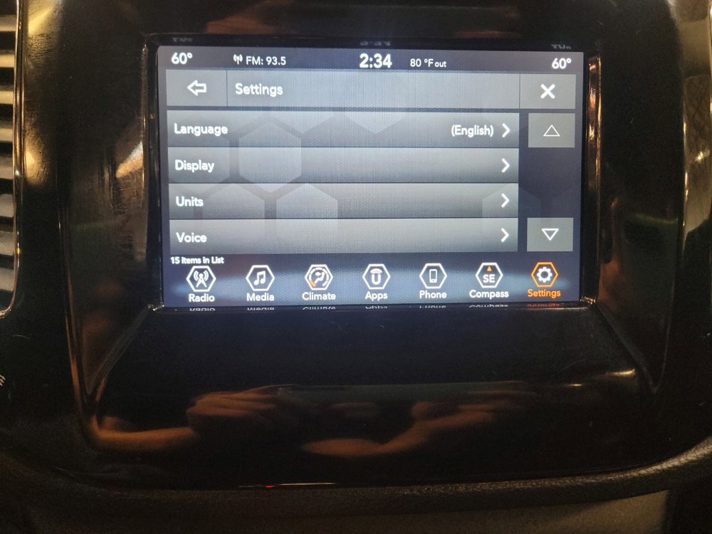 Used 2018 Jeep Compass Latitude w/ Popular Equipment Group FWD image 25