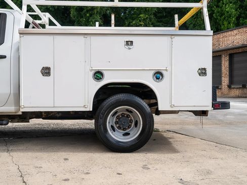 Used 2020 Chevrolet Silverado 3500 W/T w/ WT Convenience Package AWD/4WD image 5