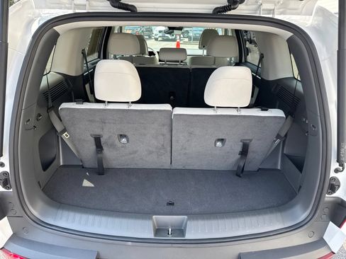 Certified 2026 Hyundai Santa Fe SE FWD image 12