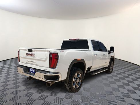 Used 2025 GMC Sierra 2500 SLT w/ SLT Convenience Package AWD/4WD image 4