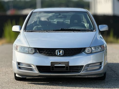 Used 2010 Honda Civic LX image 4