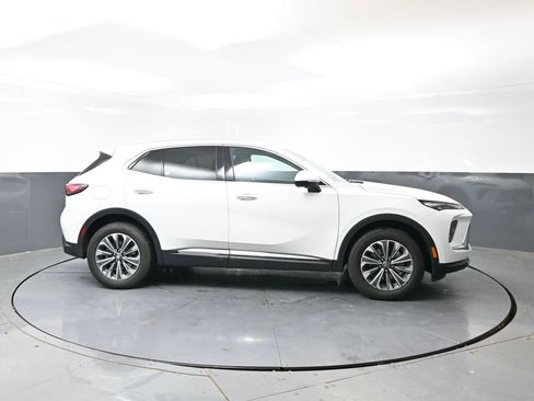 Used 2024 Buick Envision Preferred image 4