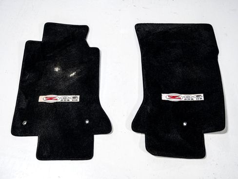 Used 2002 Chevrolet Corvette Z06 w/ Memory Pkg image 25