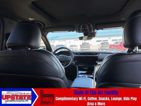 New 2026 Jeep Grand Cherokee Altitude image 22