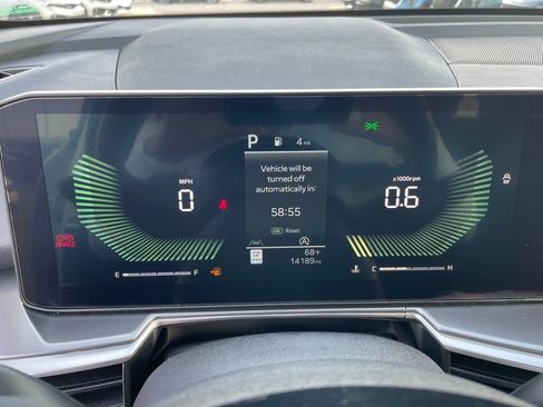 Certified 2025 Kia Sorento S w/ Panoramic Sunroof Package image 13