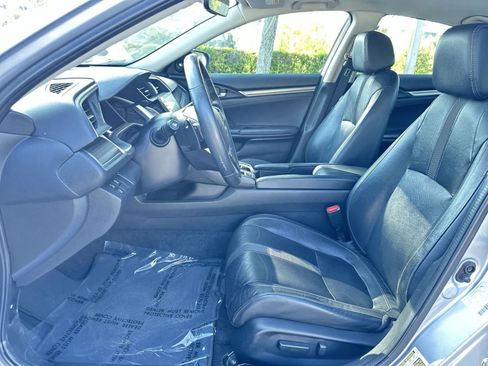 Used 2020 Honda Civic Touring image 13