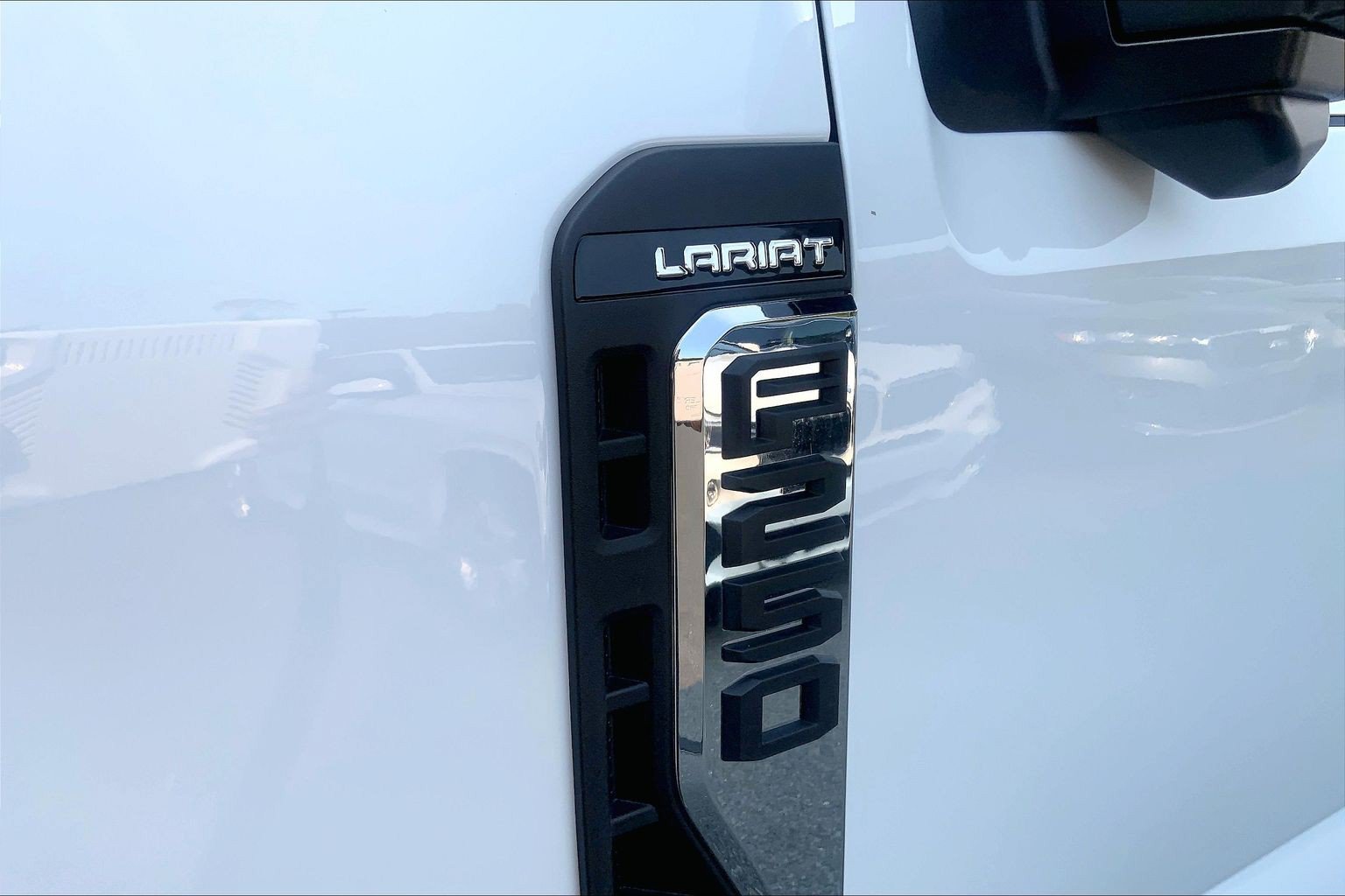 Used 2026 Ford F250 Lariat w/ Lariat Premium Package AWD/4WD image 16