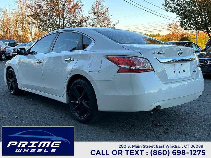 Used 2013 Nissan Altima 2.5 SV w/ 2.5SV Convenience Pkg FWD image 5