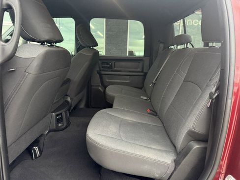 Used 2024 RAM 2500 Tradesman w/ Chrome Appearance Group image 9