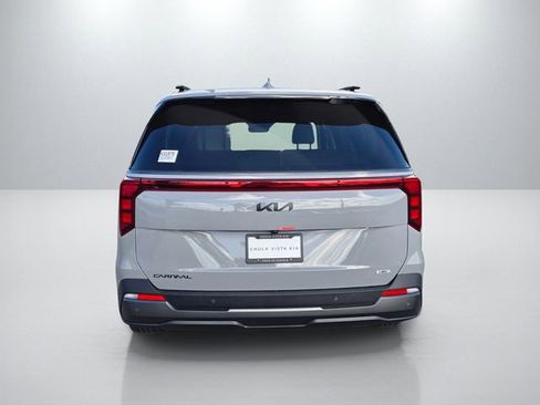 New 2026 Kia Carnival SX w/ SX Dark Edition Package FWD image 6