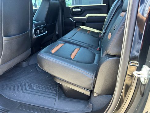 Used 2023 GMC Sierra 2500 AT4 w/ Gooseneck/5TH Wheel Package image 9