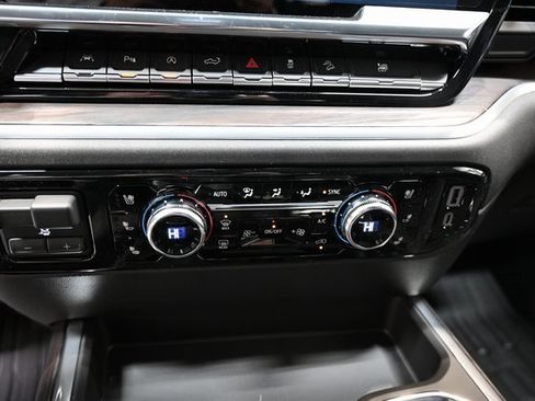 New 2026 GMC Sierra 1500 SLT w/ SLT Premium Plus Package image 20