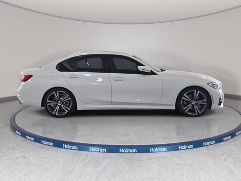 Used 2020 BMW 330i Sedan w/ M Sport Package RWD image 6