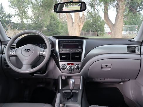 Used 2010 Subaru Forester 2.5X Limited w/ Popular Equipment Group 4B AWD/4WD image 16