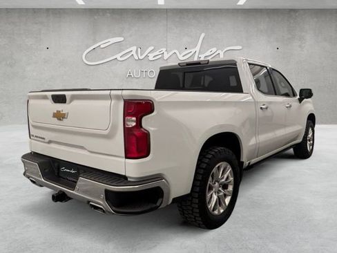 Used 2021 Chevrolet Silverado 1500 LTZ w/ Z71 Off-Road Package image 16